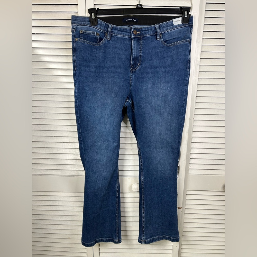 Calvin Klein Vintage Blue Women's Jeans Size 16W